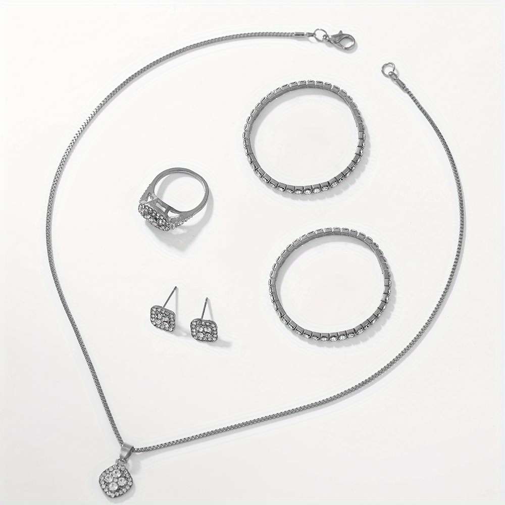 Classic Women Quartz Watch Includes Bracelet Earrings Necklace Ring Watch 6