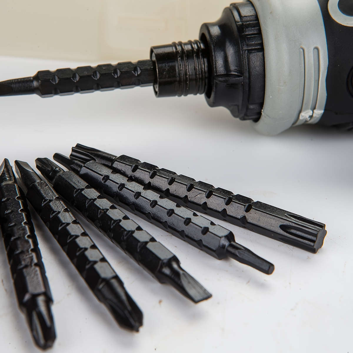 Screwdriver Bit Tool Set Color 26 In 1 Screwdriver Set