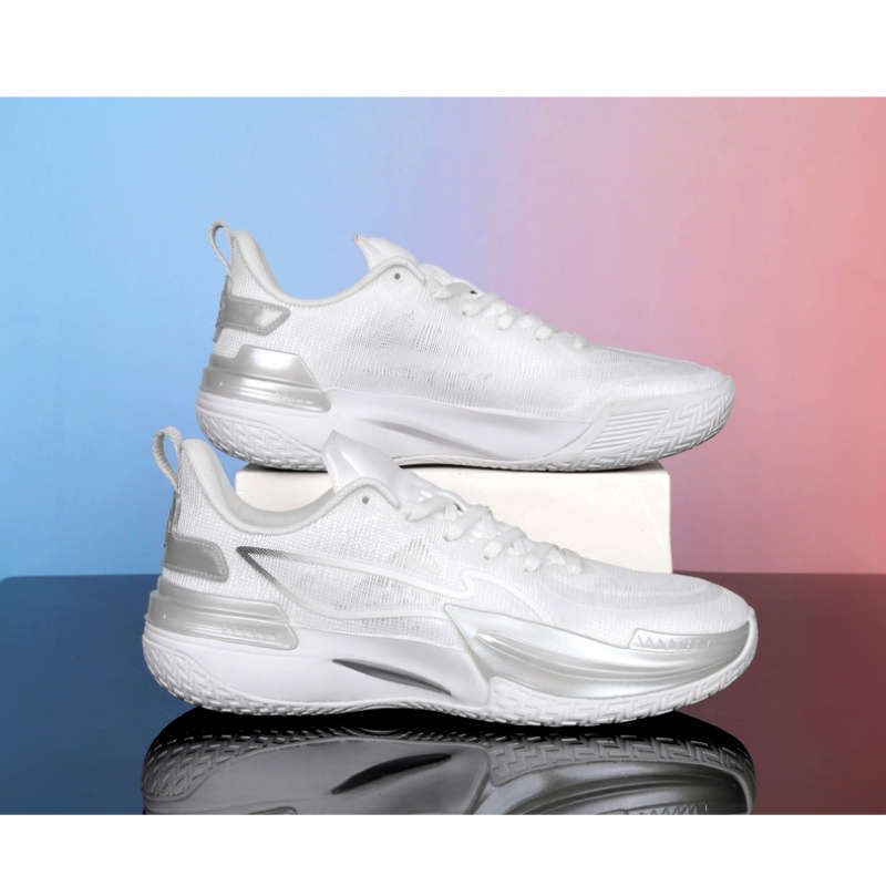 Sneakers Silvery Size Uk 7