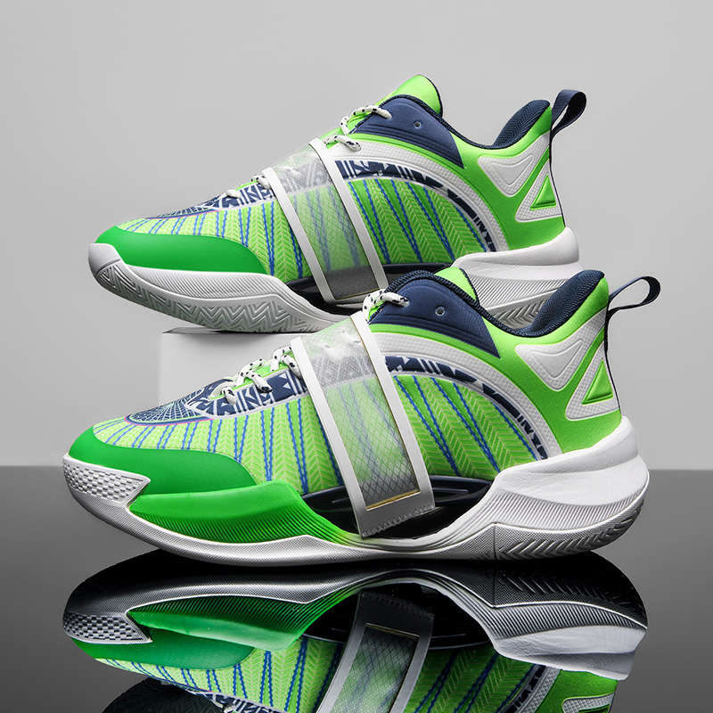 Sneakers Green Size Uk 7