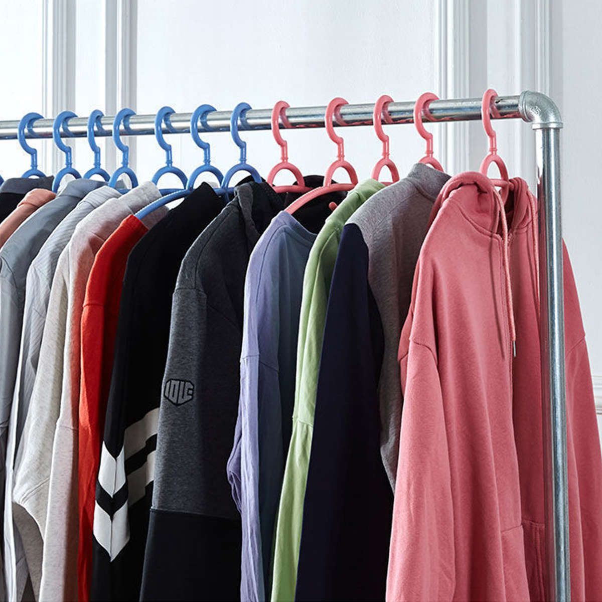 Clothes Rack Metal Coat Hanger Size 1 Meter In Length And 1.2 Meters In Height