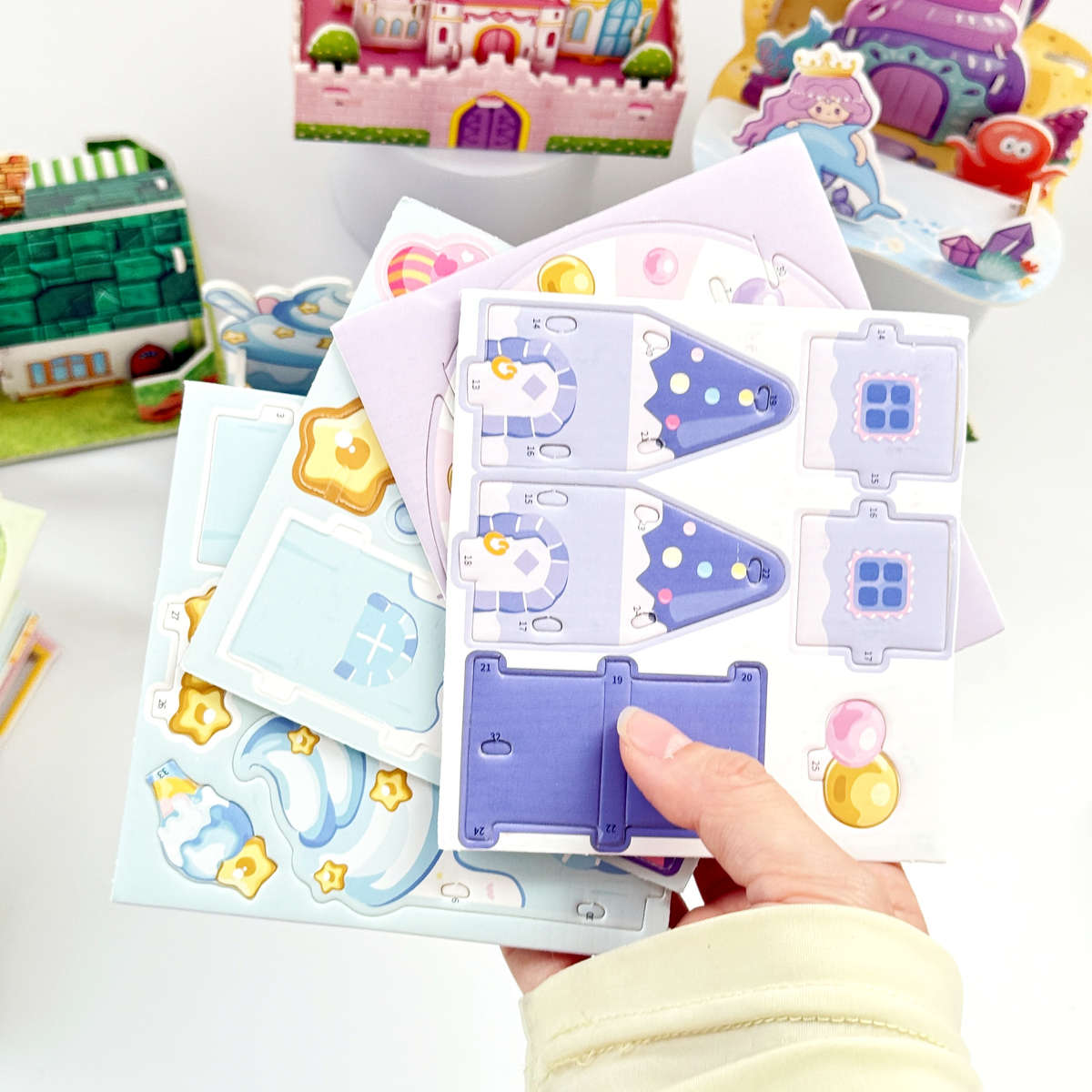3D Building Model Puzzle Set Model Random Quantity 4 Pcs