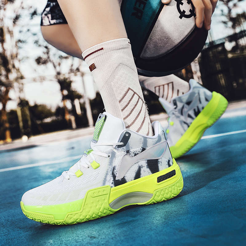 Sneakers Light Lime Size Uk 7