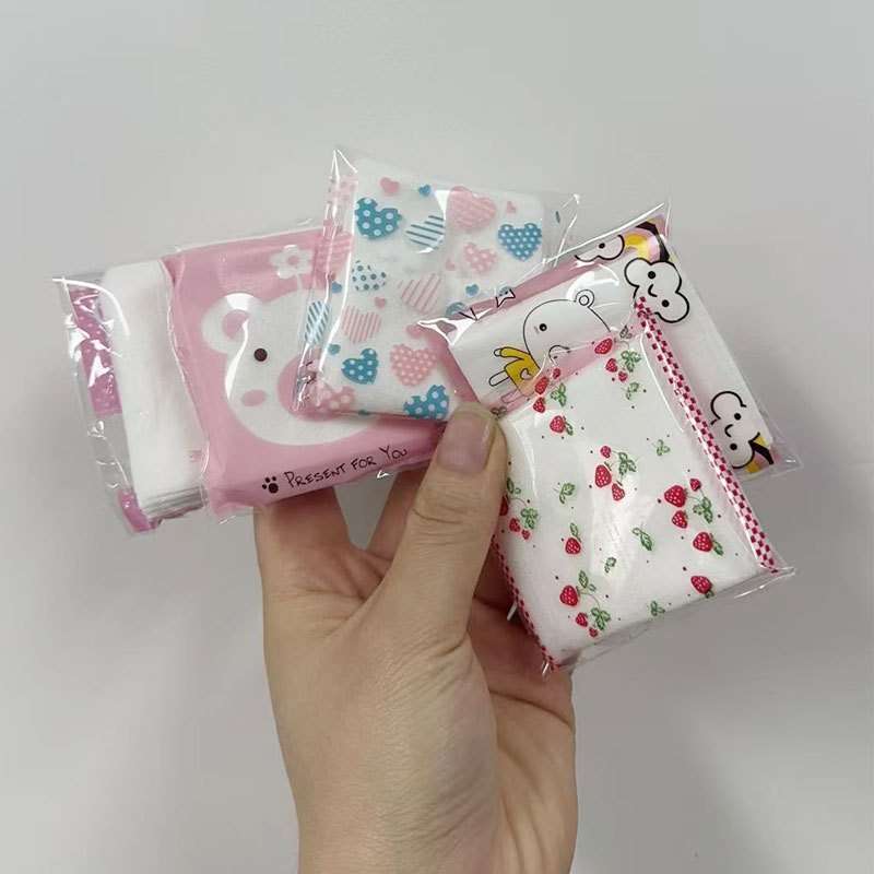 7pcs 7 Individually Packaged Disposable Towels Compact Portable Square Towel