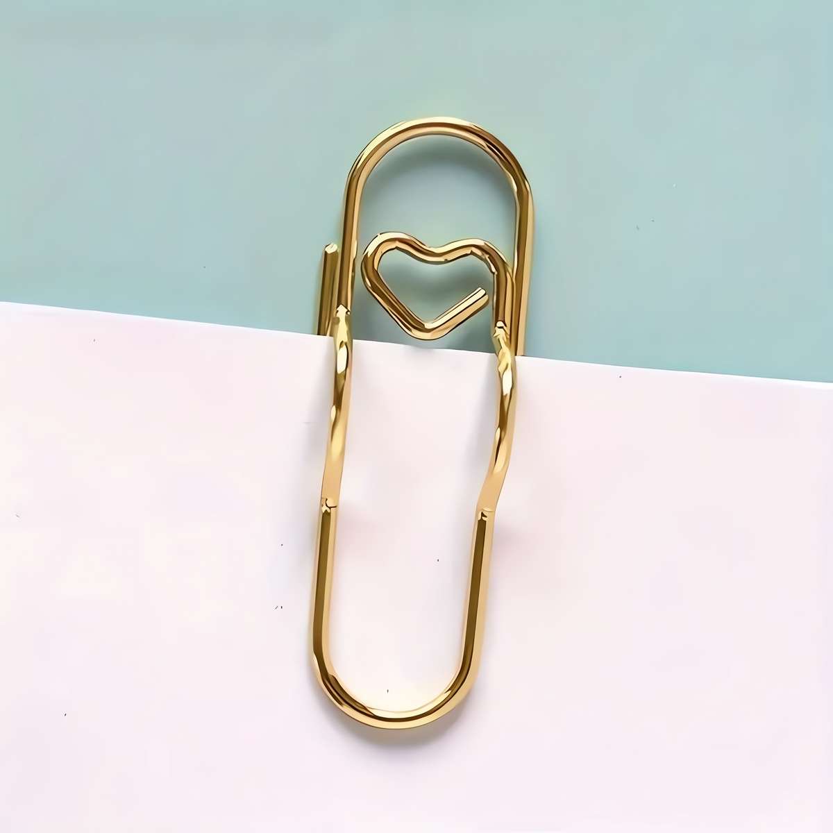 Clip 11 Items