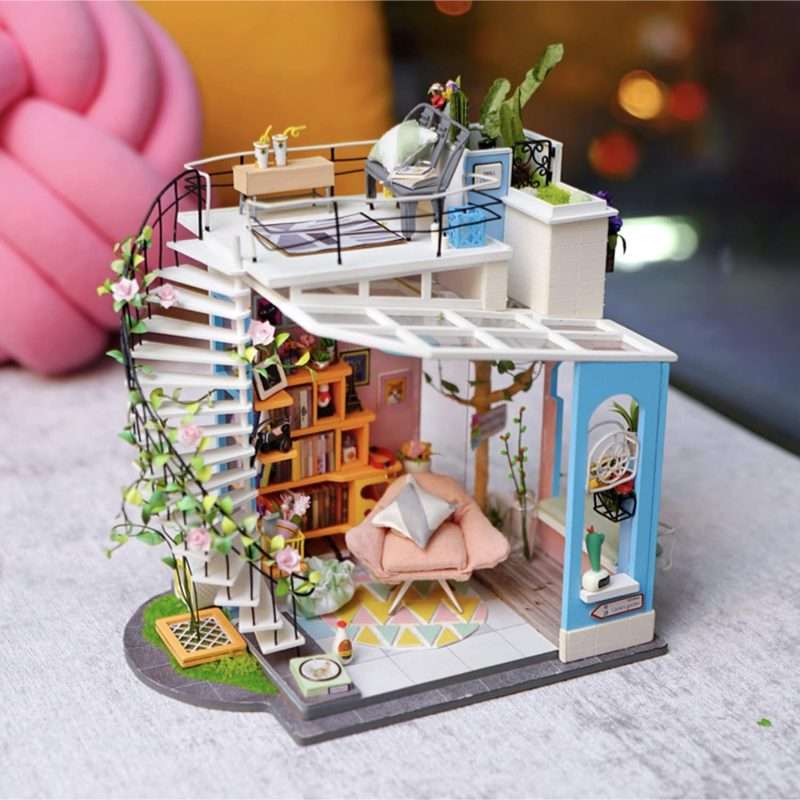 House Model Color Default