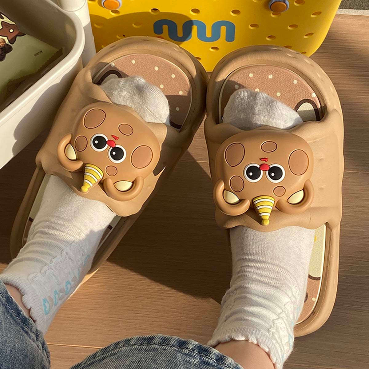 Sandals Color Brown Size Uk 2.5 3