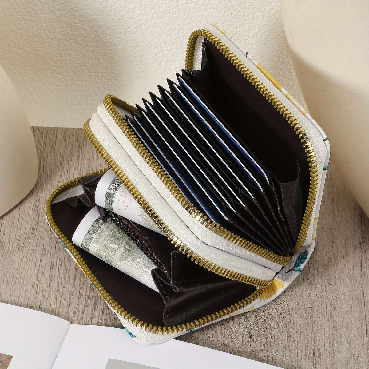Lemon Print Stylish Credit Card Holder With Double-Layer Zipper Lightweight Wallet Vibrant Y