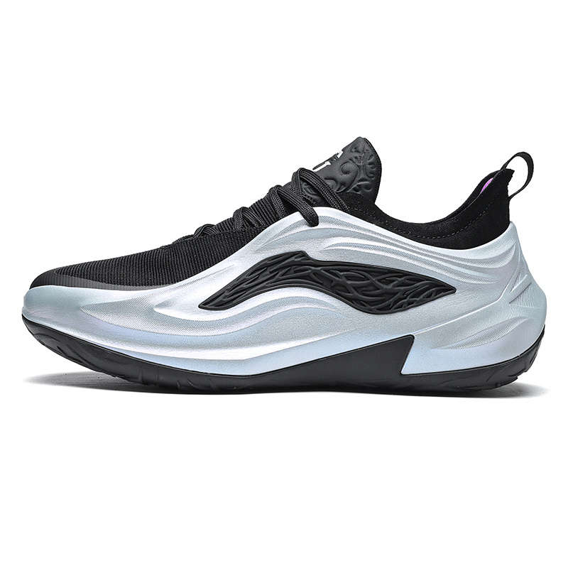 Sneakers Black And Silvery Size Uk 7