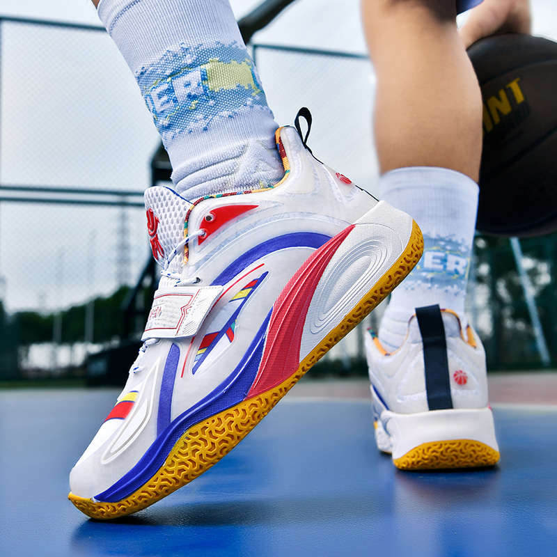 Sneakers White Red Size Uk 7.5