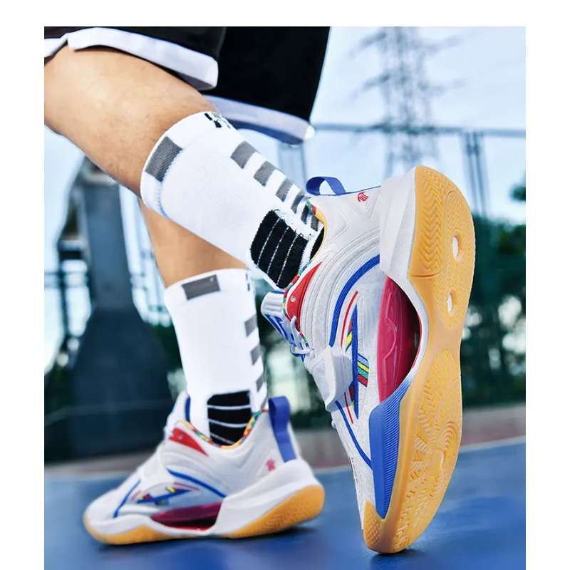 Sneakers Marshmallow Size Uk 7