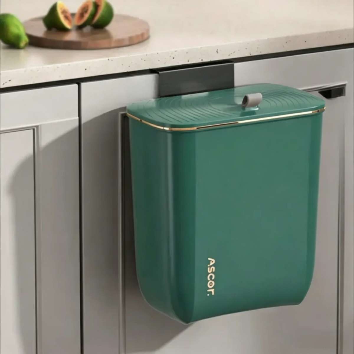 Garbage Can Model Green N7