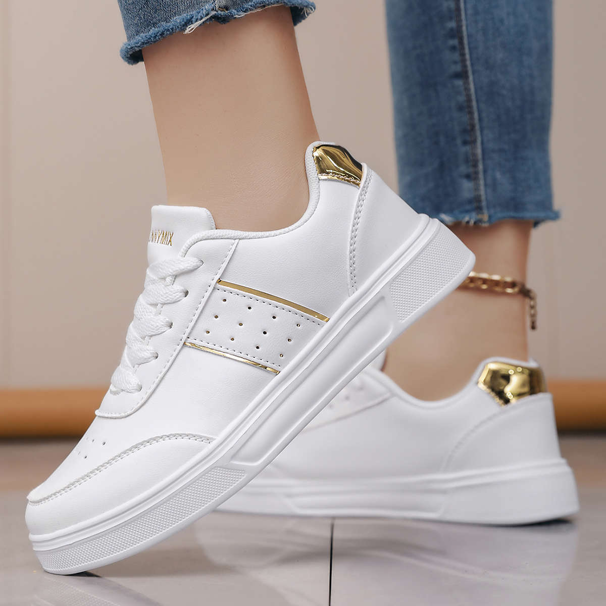 Sneakers Color White Sizeuk 7.5