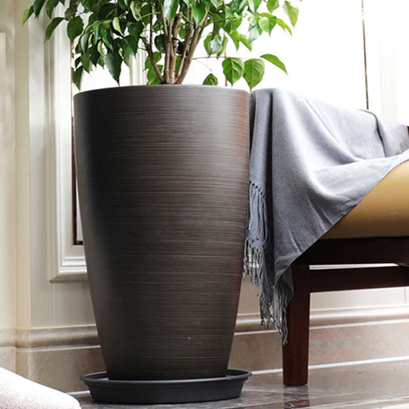 Flowerpot Items Dark Coffee Color   2Pcs
