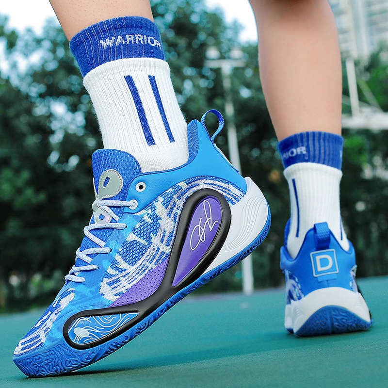 Sneakers Blue Size Uk 7