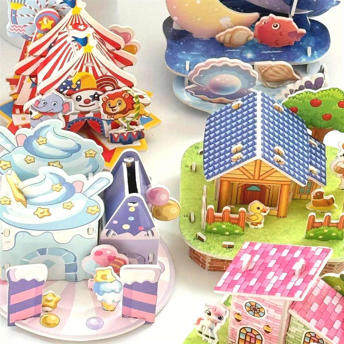 3D Building Model Puzzle Set Model Random Quantity 4 Pcs