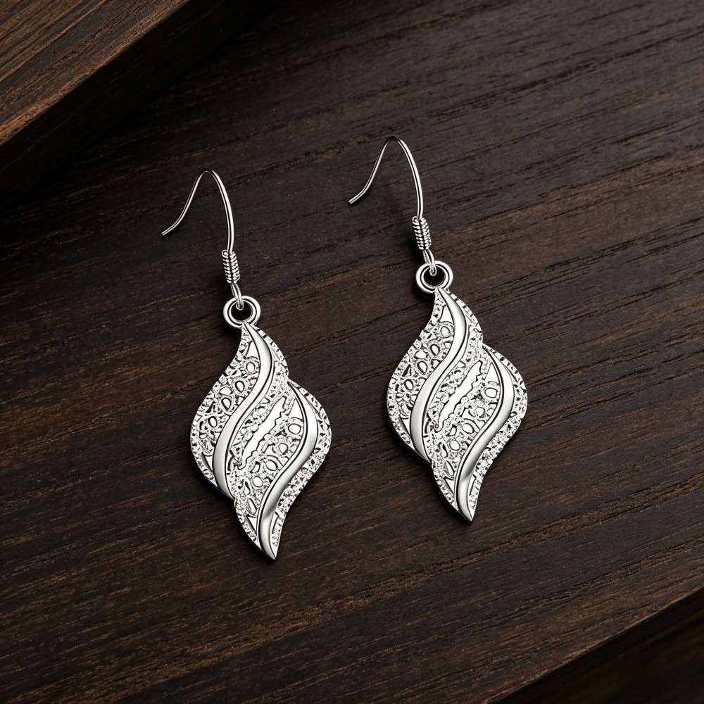 Women S Earrings Color Silvery No Box