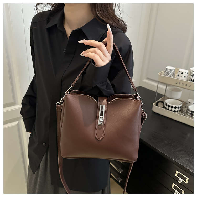 Women S Handbags Brown 1