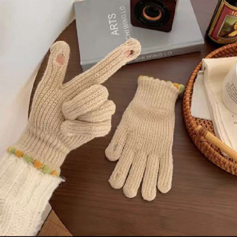 Gloves Color Green Sugar Beans
