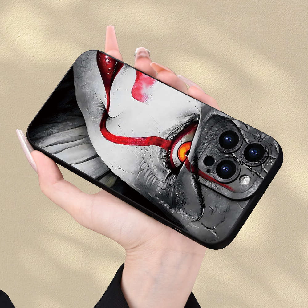 1Pc Black For iPhone 14 Plus Clown Pattern Phone Case