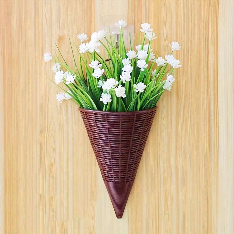 Flowerpot Quantity 3 Brown Triangular Rattan Baskets