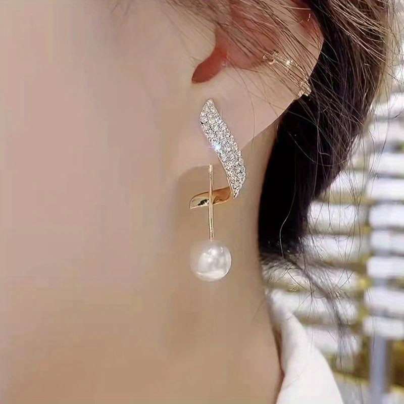 Women S Earrings Color Golden