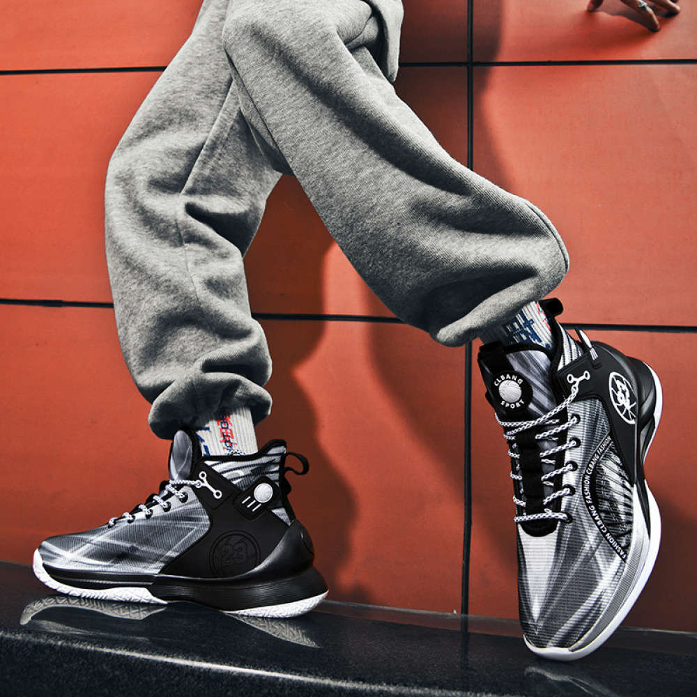 Sneakers Black Size Uk 7