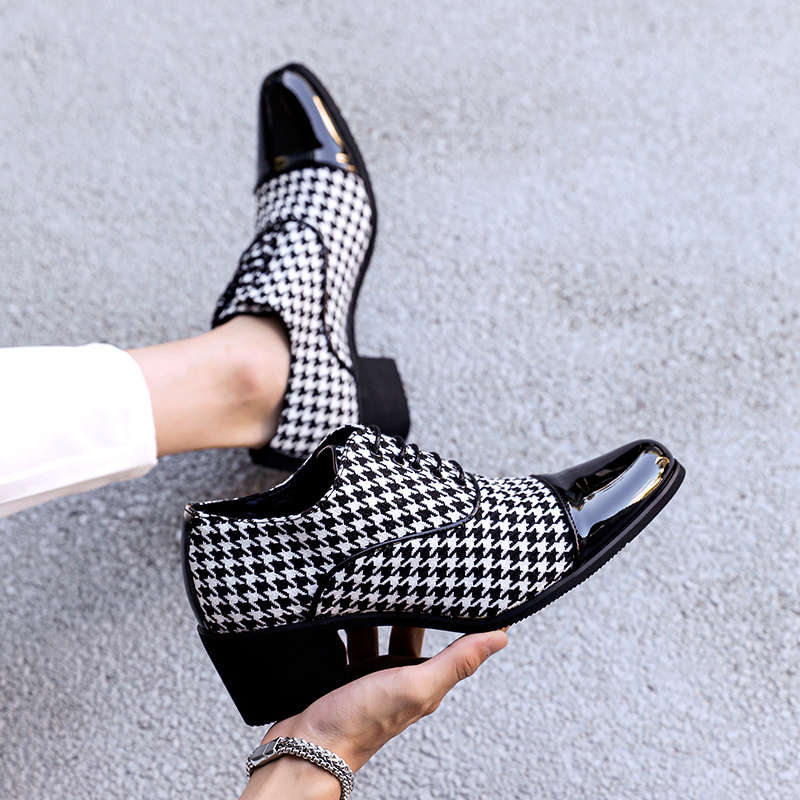 Mens Leather Shoes Color Black And White Color Sizeuk 7.5
