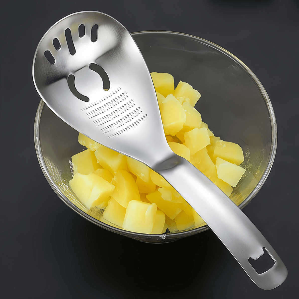 Kitchenware Items Multifunctional Ginger Grinder Strainer