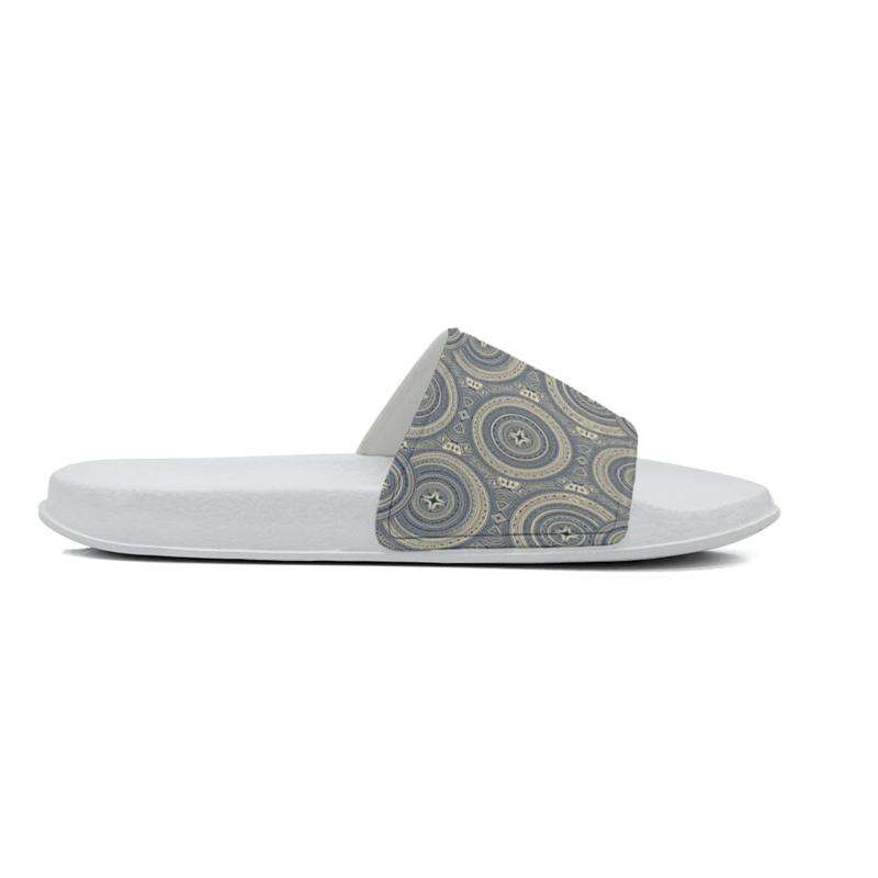 Sandals Color White Size Uk 2.5