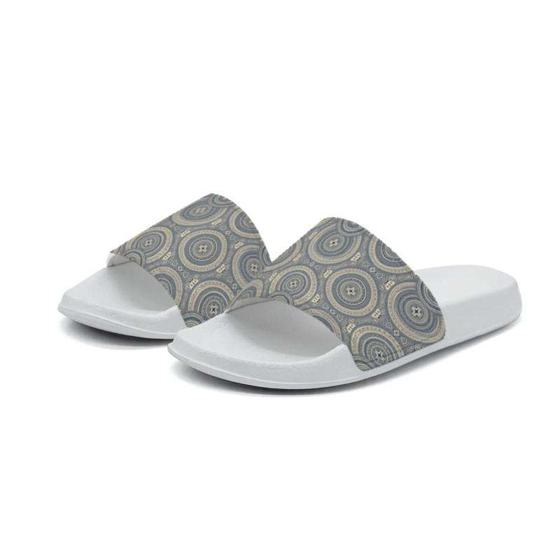 Sandals Color White Size Uk 2.5
