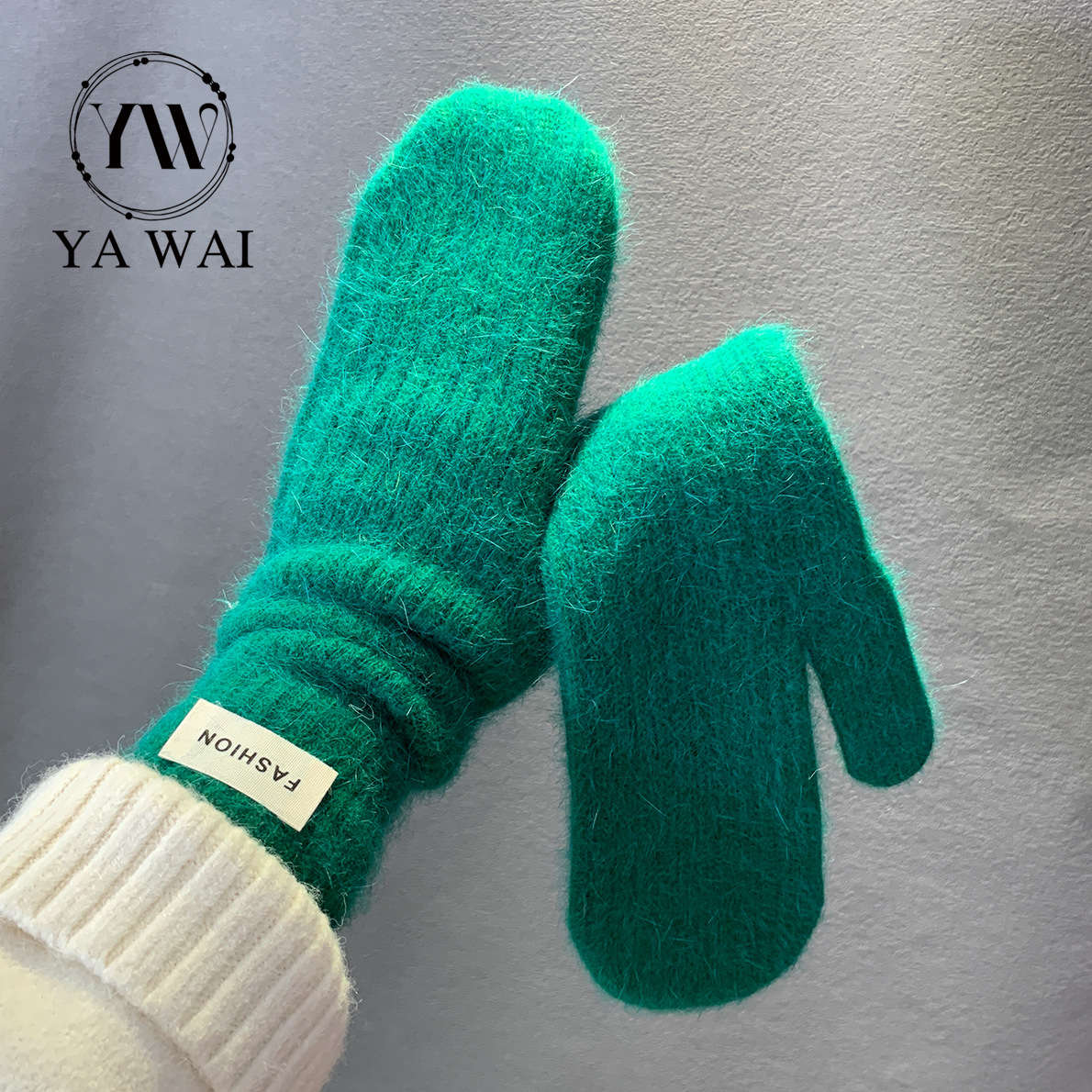 Gloves Color Khaki 1
