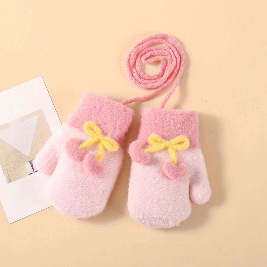 Winter Gloves Color Blue Size 1 To 3Y