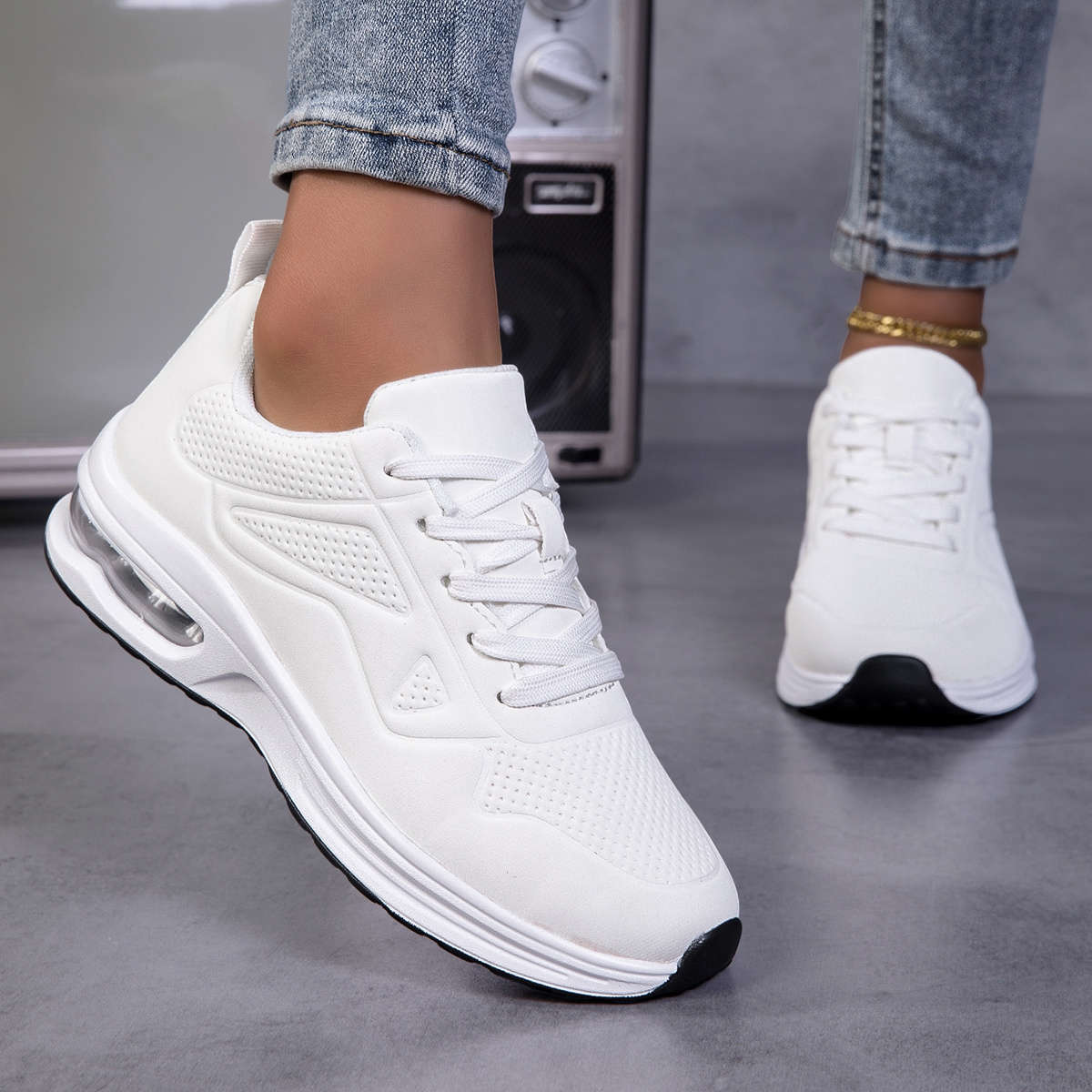 Sneakers Color White Sizeuk 7.5