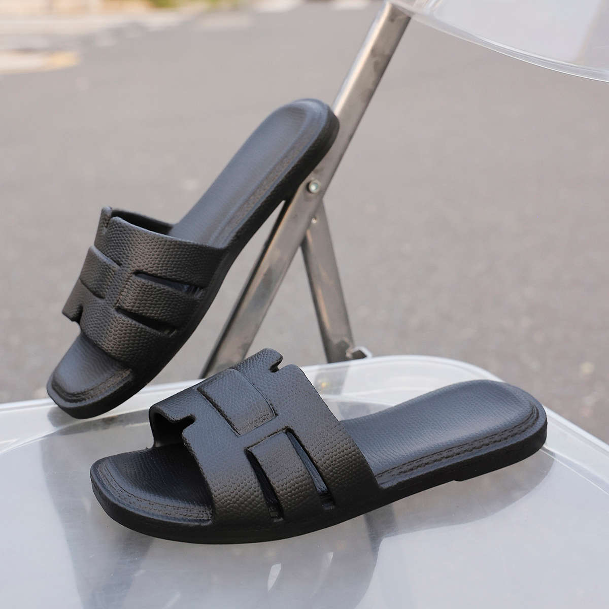 Sandals Color Black Size Uk 2.5
