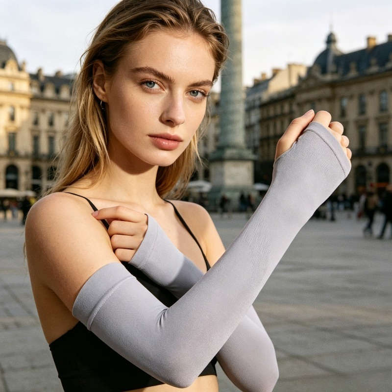 Sunscreen Sleeves Color Black Size 18G