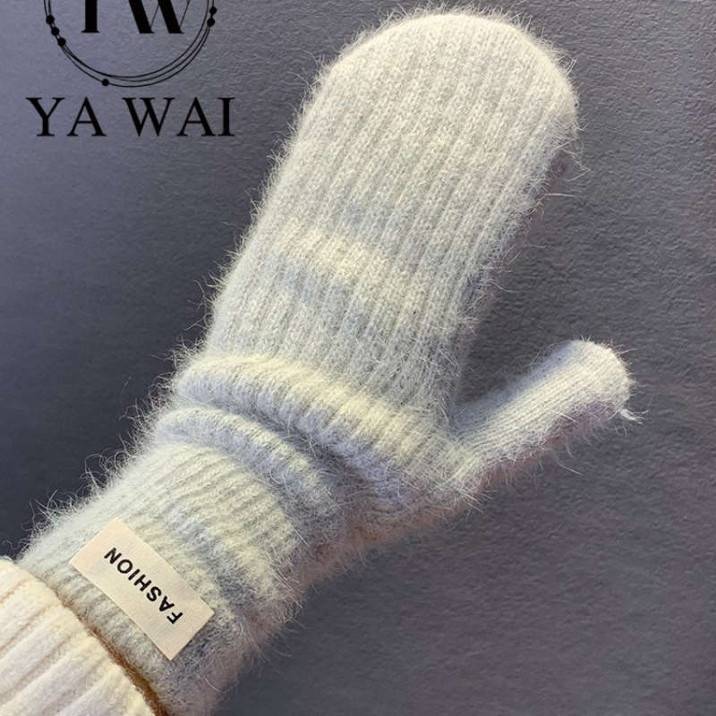 Gloves Color Khaki 1