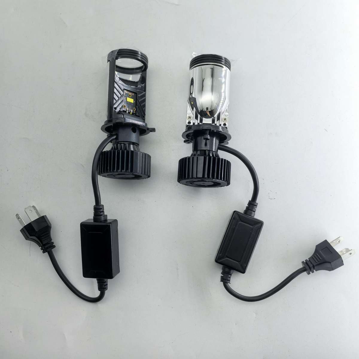 Car Lights Model 2Pcs H4
