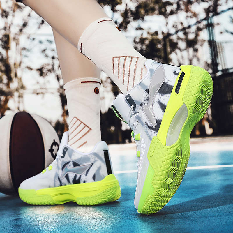 Sneakers Light Lime Size Uk 7