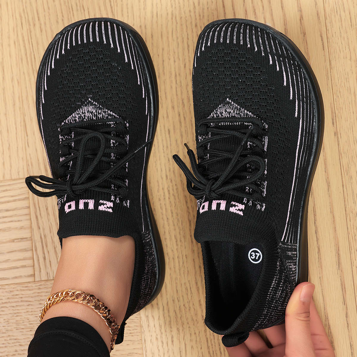 Women S Sneakers Color Black Sizeuk 9