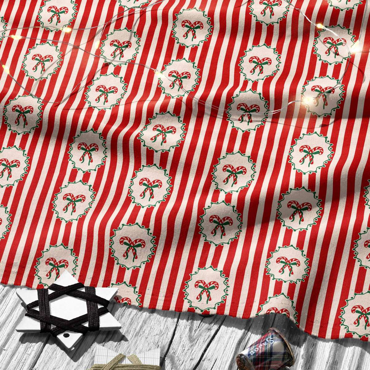 Christmas Tablecloth   Size 1.83Meterx111.76Cm