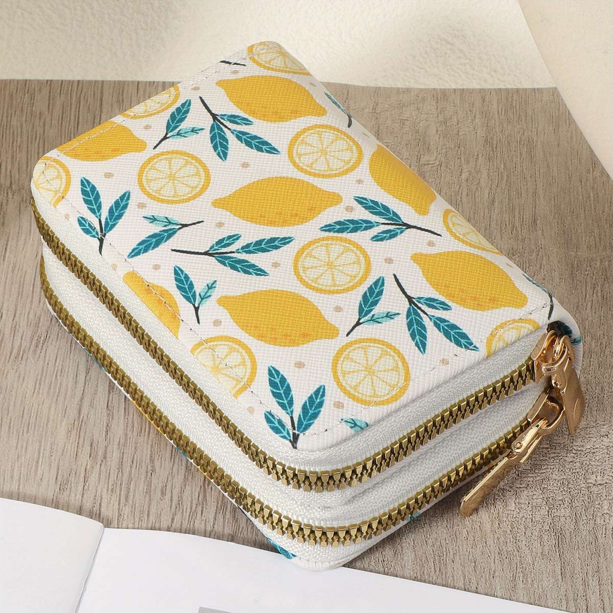 Lemon Print Stylish Credit Card Holder With Double-Layer Zipper Lightweight Wallet Vibrant Y