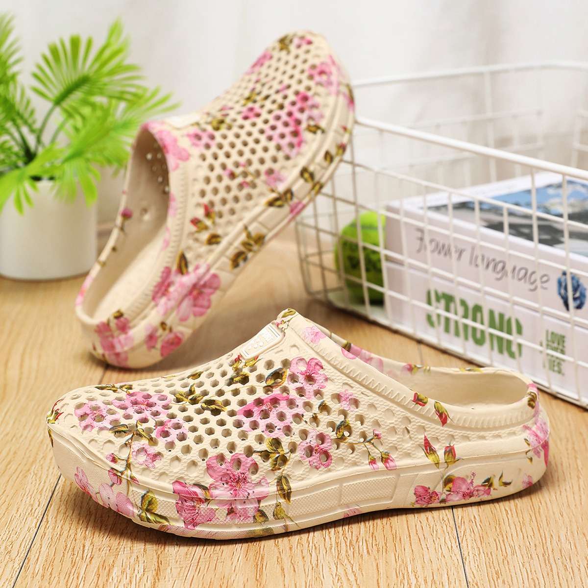 Sandals Color Grey Size Uk 7