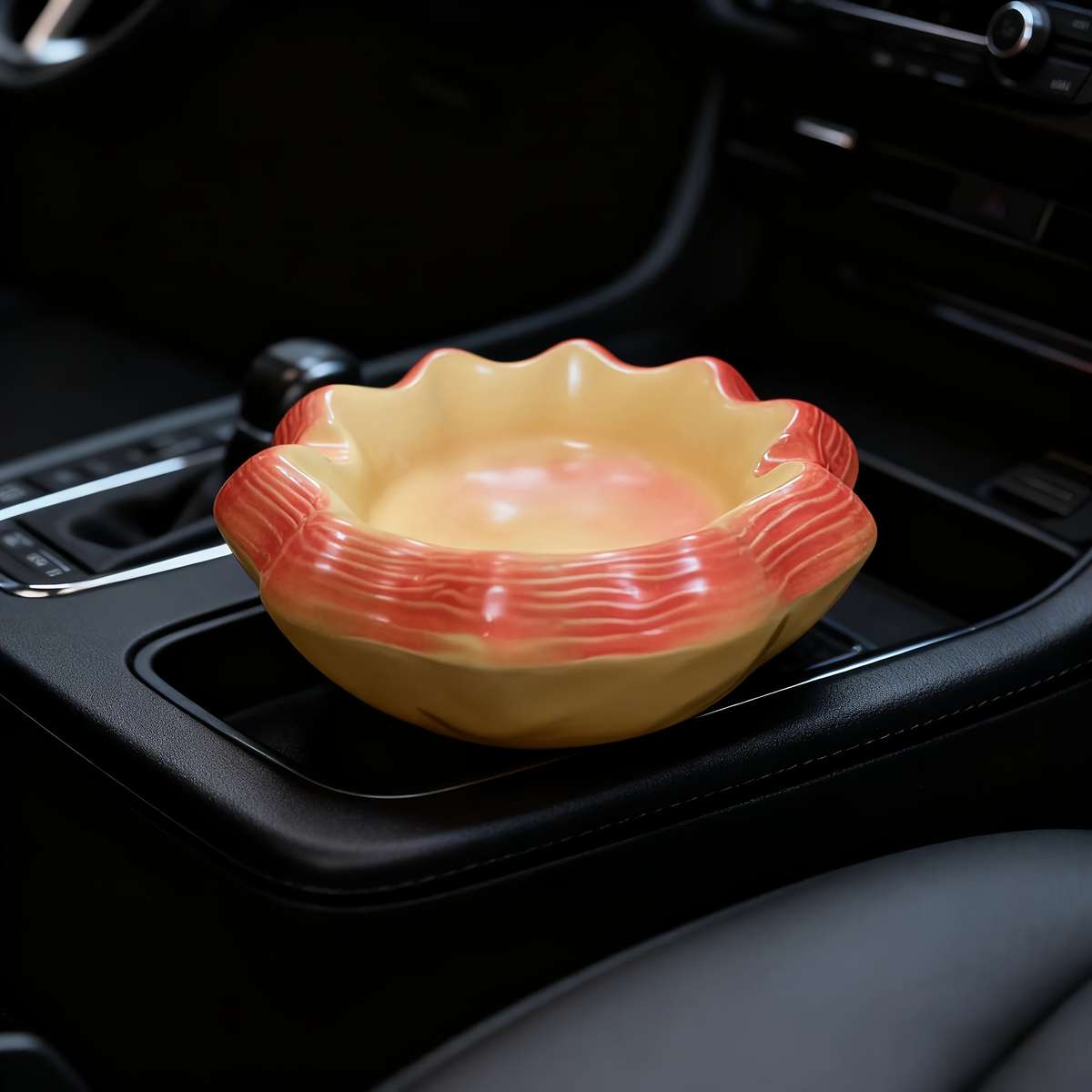 2PCS Classic Creative Egg Tart Crust Shaped Ashtray Cute Ceramic Ashtray 2pcs