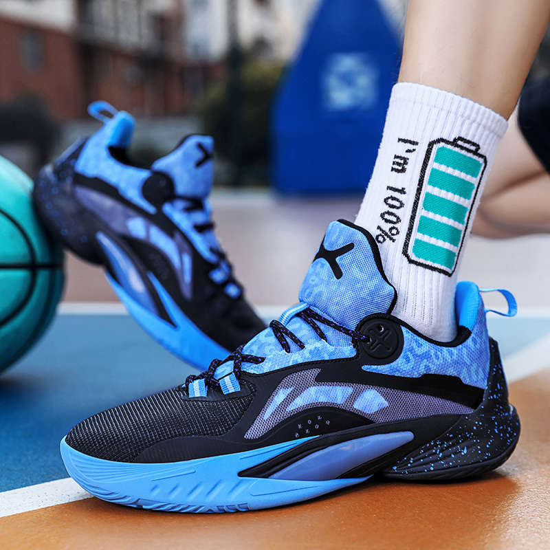 Sneakers Black Blue Size Uk 7