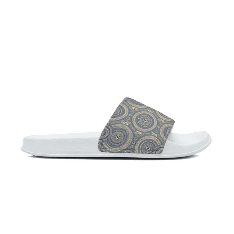 Sandals Color White Size Uk 2.5