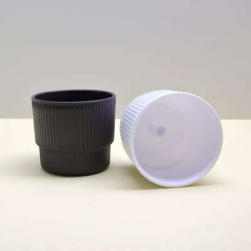 Flowerpot   White Add 1Pc Black