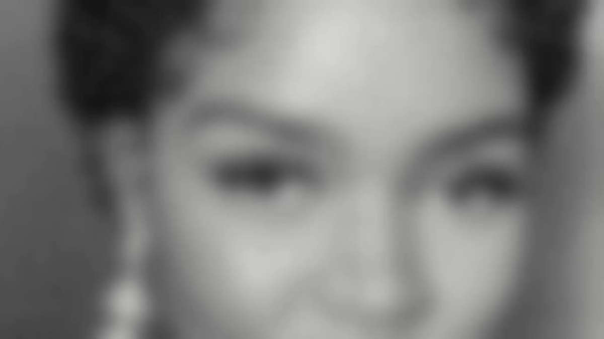 Olive Brown 20.32cm Fashion Design Wig