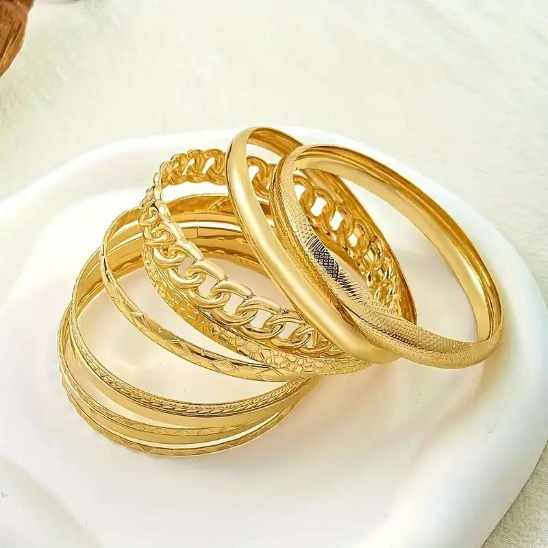 10 Pcs Set Of Delicate Bracelet in Alloy