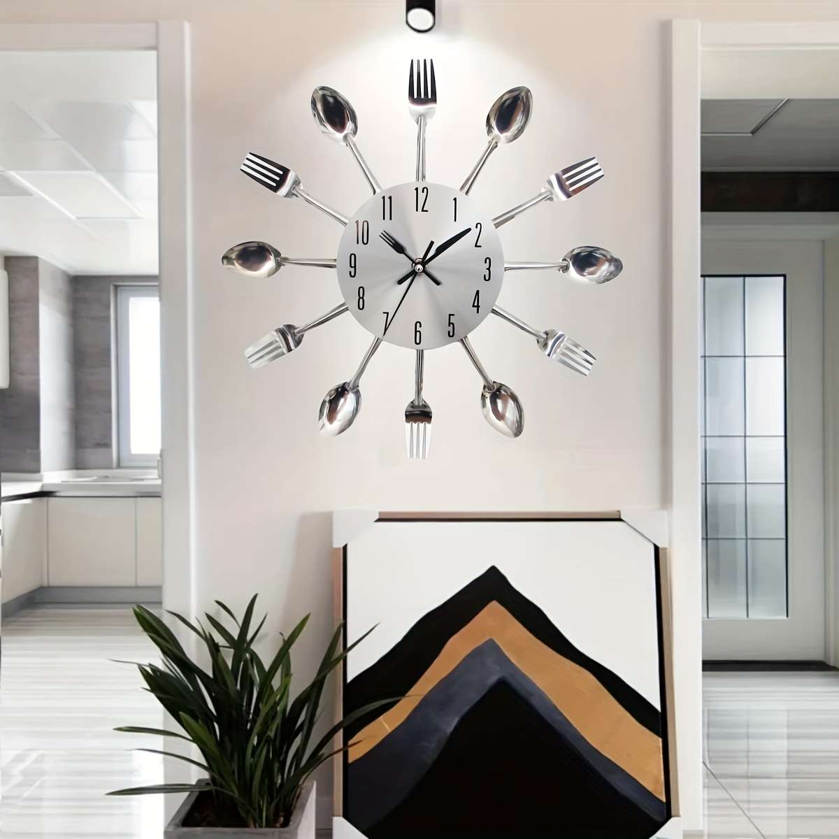 1pc Kitchen Hanging Clock Modern Creative Kitchen Tableware Hanging Clock with Fork and Spoon